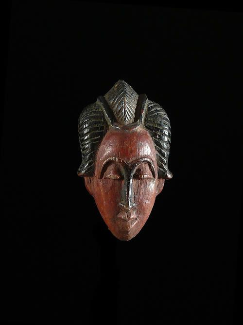 Masque amulette polychrome - Baoule - Côte d'Ivoire